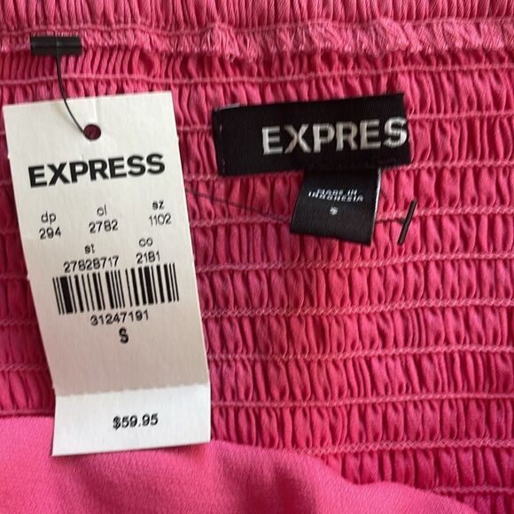 NWT Express Ruffle Hem Fit n Flare Mini Dress Barbie pink Small - Picture 3 of 7
